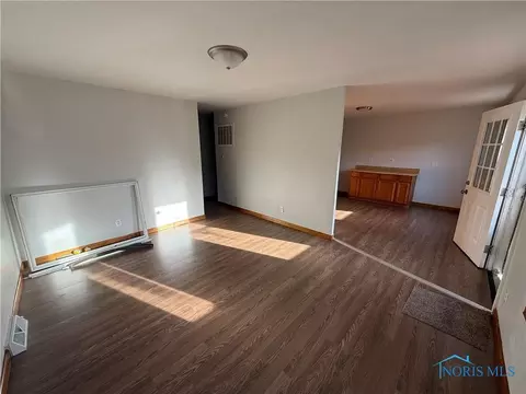 3628 Terrace Dr, Toledo, OH 43611