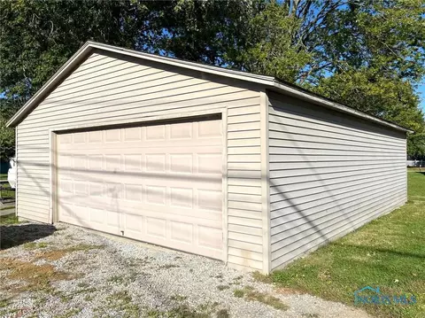326 N 5th St, Sandusky, OH 43351