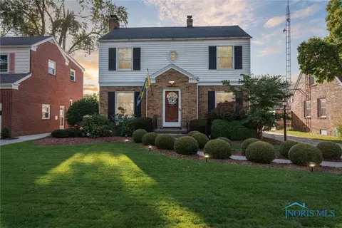 4211 Elmhurst Rd, Toledo, OH 43613