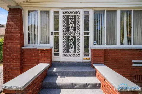 1513 Waverly Ave, Toledo, OH 43607 photo 5