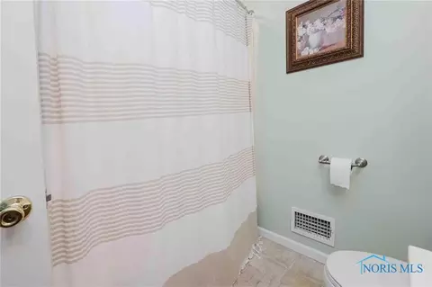 425 Rector Ave, Findlay, OH 45840 photo 22