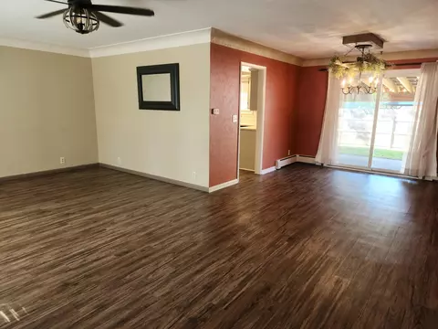 Living - 826 Parkview Ave, Bryan, OH 43506 photo 3 of 4