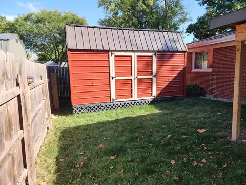 Exterior - 826 Parkview Ave, Bryan, OH 43506 photo 6 of 6