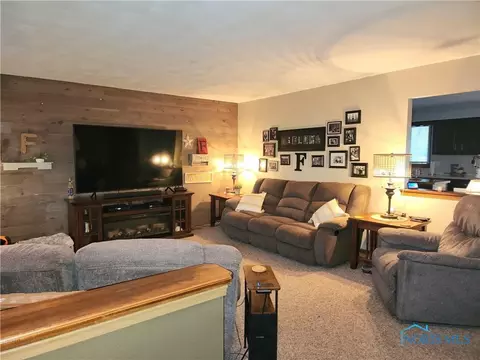 Living - 75 Capri Dr, Napoleon, OH 43545 photo 2 of 2