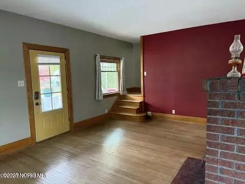 Living - 300 S Williams St, Paulding, OH 45879 photo 1 of 5