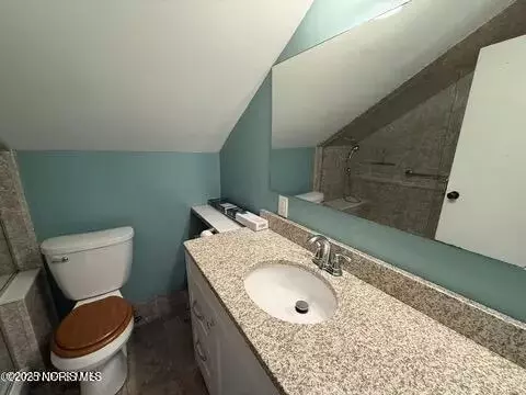 Bath - 300 S Williams St, Paulding, OH 45879 photo 2 of 3