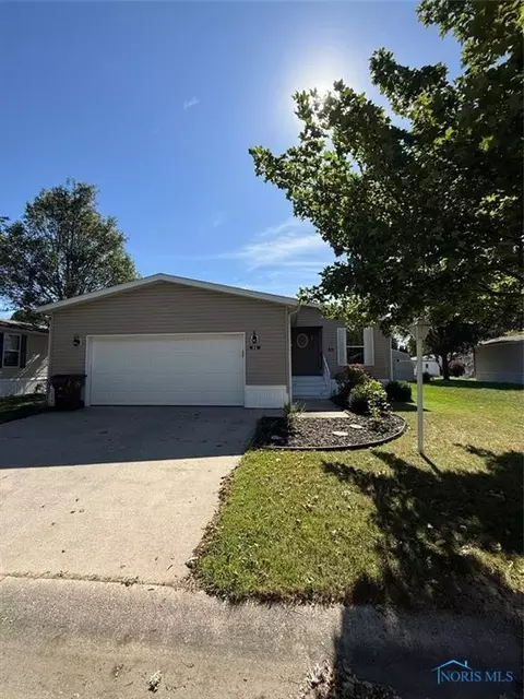 14900 County Road H #65, Wauseon, OH 43567