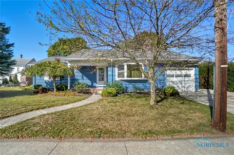603 N Vine St, Fostoria, OH 44830