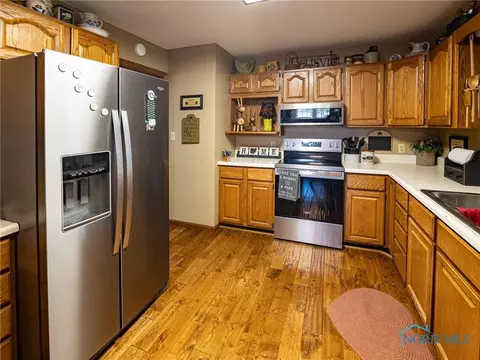 Kitchen - 752 County Road 60, Ada, OH 45810 photo 4 of 4