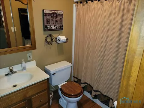 Bath - 752 County Road 60, Ada, OH 45810 photo 1 of 6