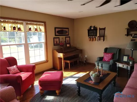 Living - 752 County Road 60, Ada, OH 45810 photo 1 of 5