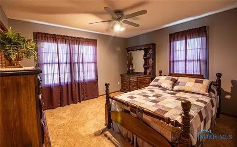Bedroom - 752 County Road 60, Ada, OH 45810 photo 6 of 8