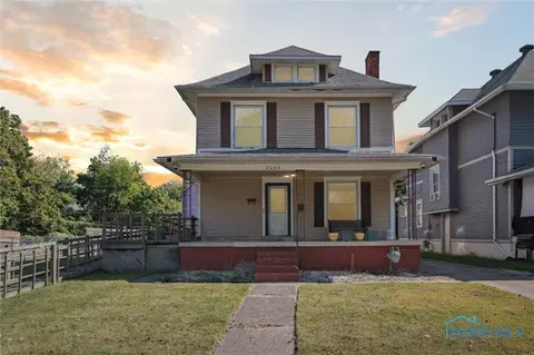 2434 Lawrence Ave, Toledo, OH 43620