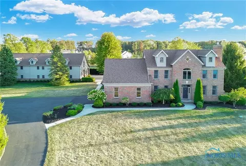 8251 Stitt Rd, Monclova, OH 43542