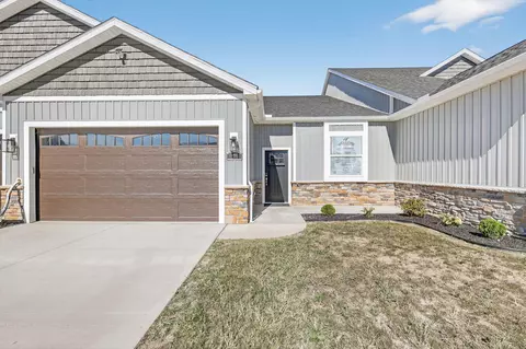 209 E Bridge Rd, Northwood, OH 43619