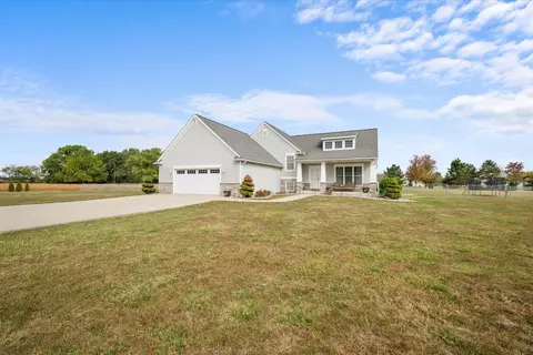 4777 Williston Rd, Northwood, OH 43619