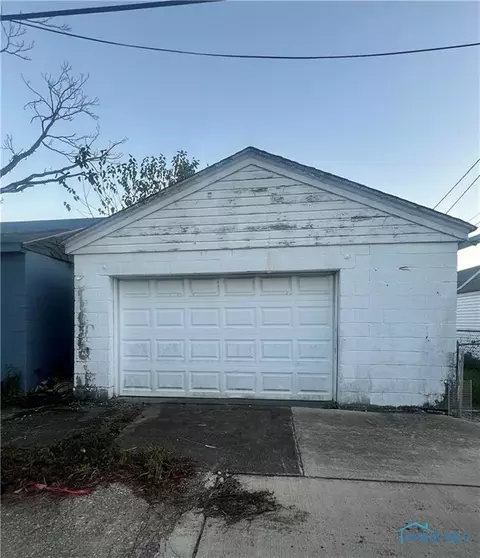 533 Bronson Ave, Toledo, OH 43608 photo 8