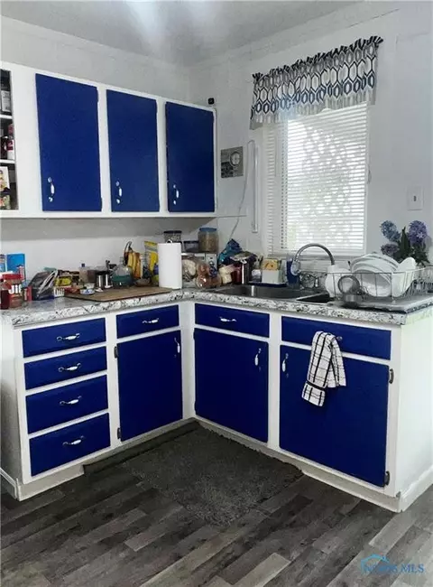 533 Bronson Ave, Toledo, OH 43608 photo 7