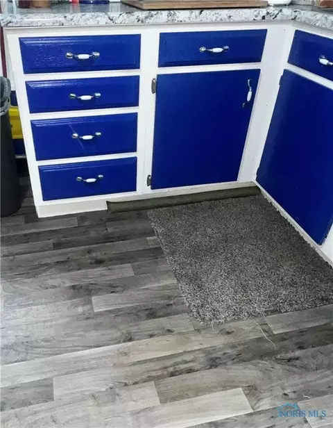 533 Bronson Ave, Toledo, OH 43608 photo 6