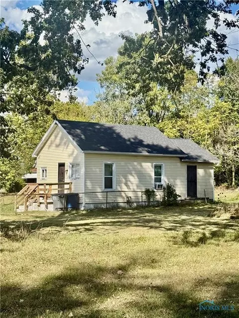 223 Charles St, Toledo, OH 43609