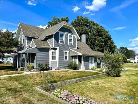 6547 Lenderson Ave, Whitehouse, OH 43571