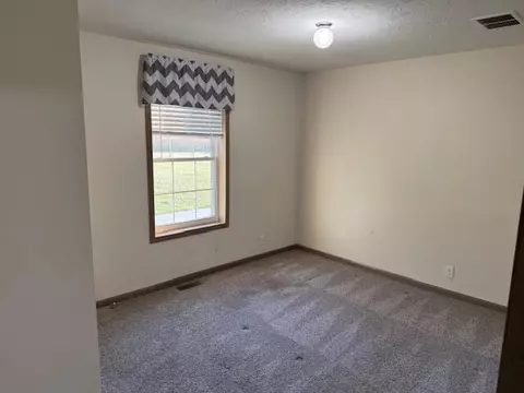 Bedroom - 17228 County Road H, Bryan, OH 43506 photo 3 of 6
