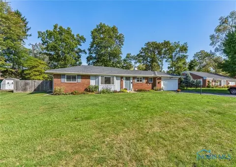 4634 Springbrook Dr, Toledo, OH 43615