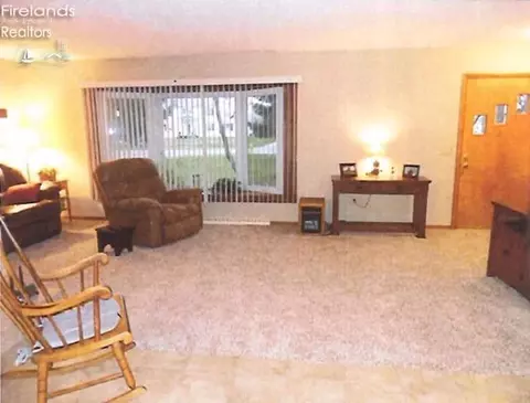 602 Ash St, Willard, OH 44890 photo 7