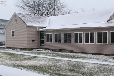 311 Berlin Rd, Huron, OH 44839 photo 5