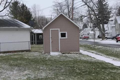 311 Berlin Rd, Huron, OH 44839 photo 6