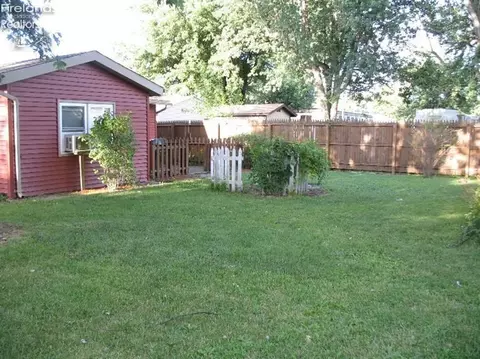 620 Ames St, Clyde, OH 43410 photo 4