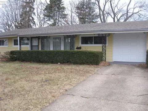 311 Forest Hills Dr, Huron, OH 44839 photo 1