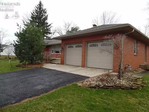 1030 S Main St, Willard, OH 44890 photo 3