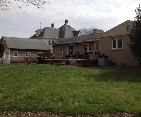 143 E Forest St, Clyde, OH 43410 photo 10