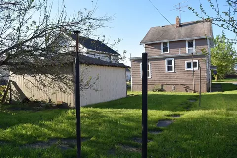 2521 32nd St, Lorain, OH 44055 photo 4