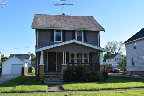 2521 32nd St, Lorain, OH 44055 photo 1