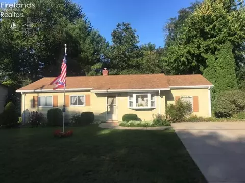 1123 Mudbrook Rd, Huron, OH 44839 photo 1