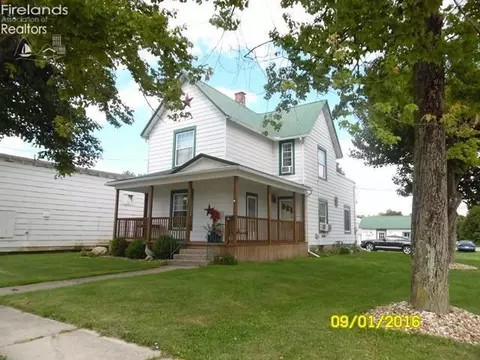 223 E Laurel St, Willard, OH 44890 photo 1