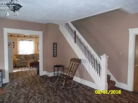 223 E Laurel St, Willard, OH 44890 photo 9