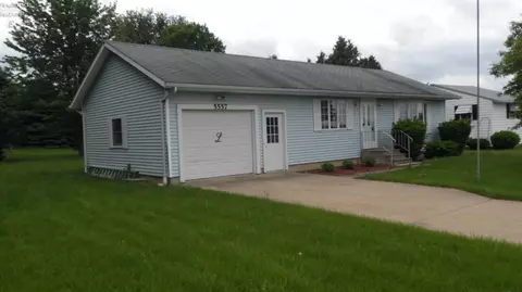 5557 Edmonds Rd, Bellevue, OH 44811 photo 1