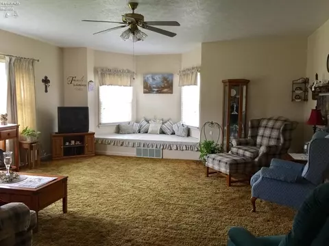 98 Benedict Ave, Norwalk, OH 44857 photo 3