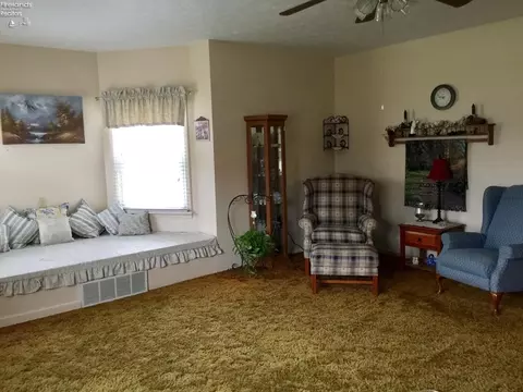 98 Benedict Ave, Norwalk, OH 44857 photo 2
