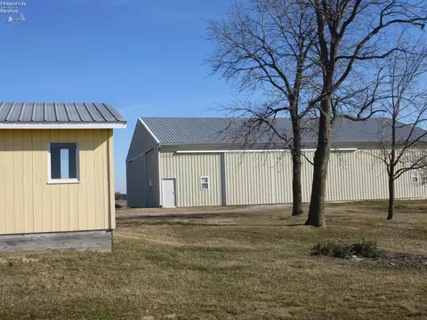 9510 Thomas Rd, Monroeville, OH 44847 photo 3