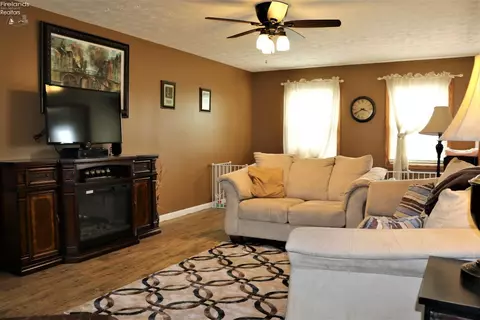 917 Glenview Dr, Huron, OH 44839 photo 5