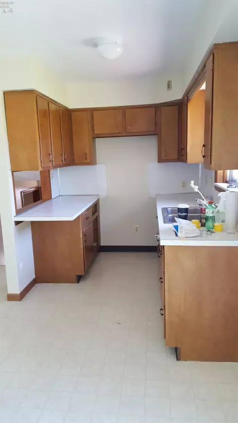 1921 E Oldgate Rd, Sandusky, OH 44870 photo 3