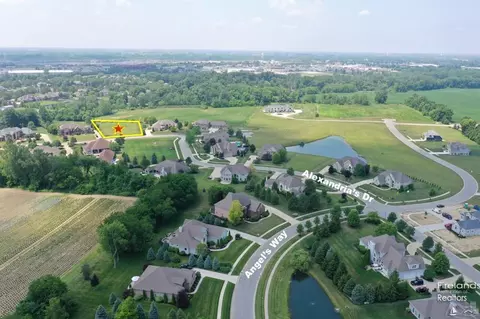 3125 Michaels Cir, Sandusky, OH 44870