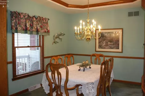 650 Alexis Dr, Elyria, OH 44035 photo 10