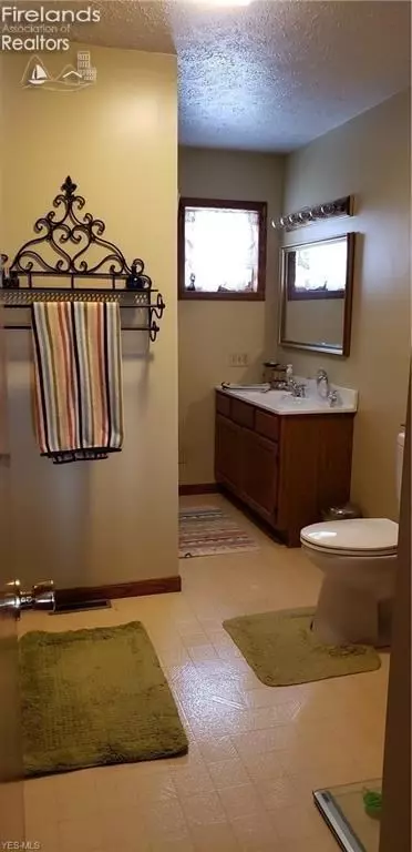 4939 W River Rd, Wakeman, OH 44889 photo 16
