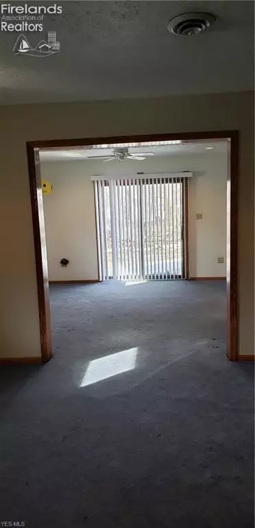 4939 W River Rd, Wakeman, OH 44889 photo 13