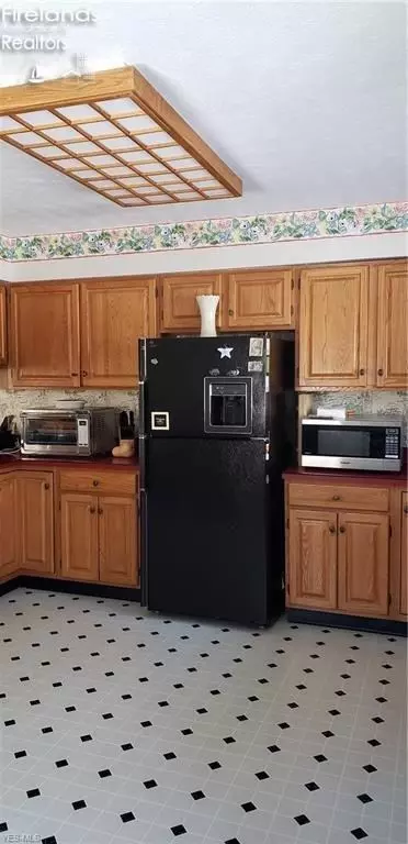 4939 W River Rd, Wakeman, OH 44889 photo 10